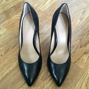 Pour la Victoire | black pointed toe pumps, 7.5